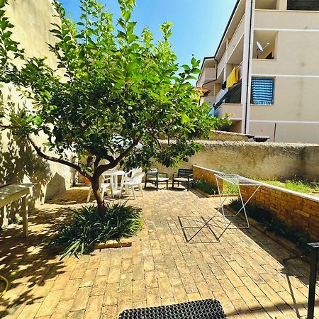 Gemelli House - City Center Tropea Bagian luar foto