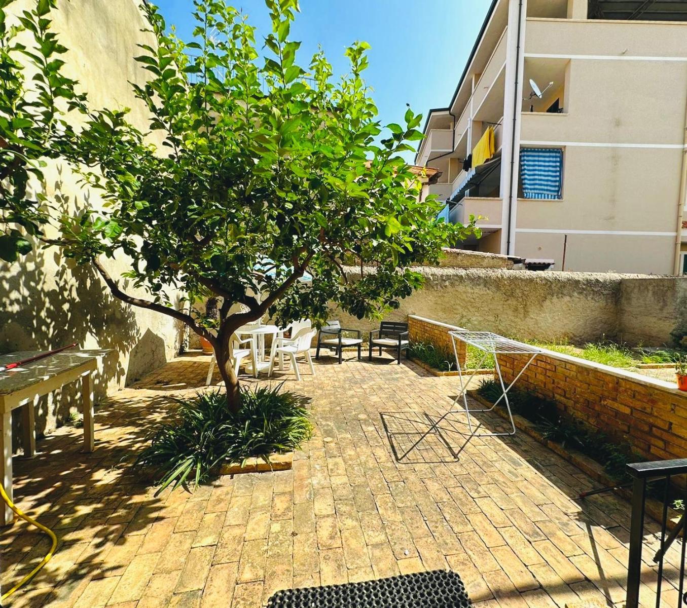Gemelli House - City Center Tropea Bagian luar foto